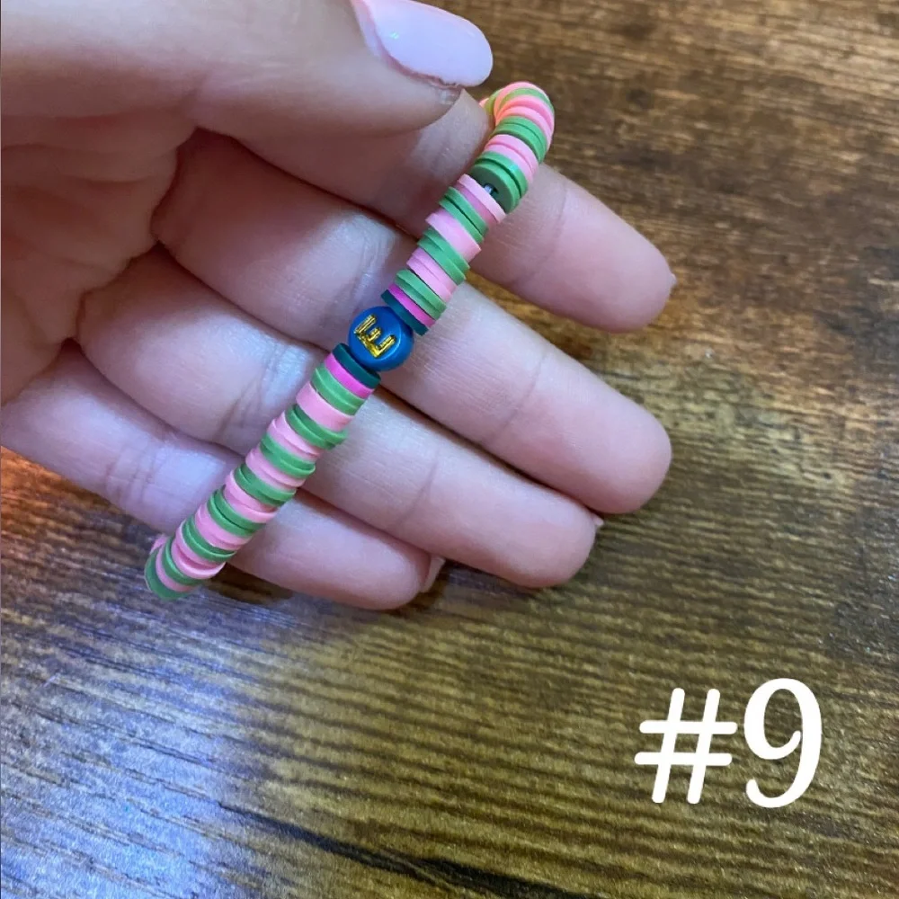 Colorful Beaded Bracelet - Picture 8 of 16